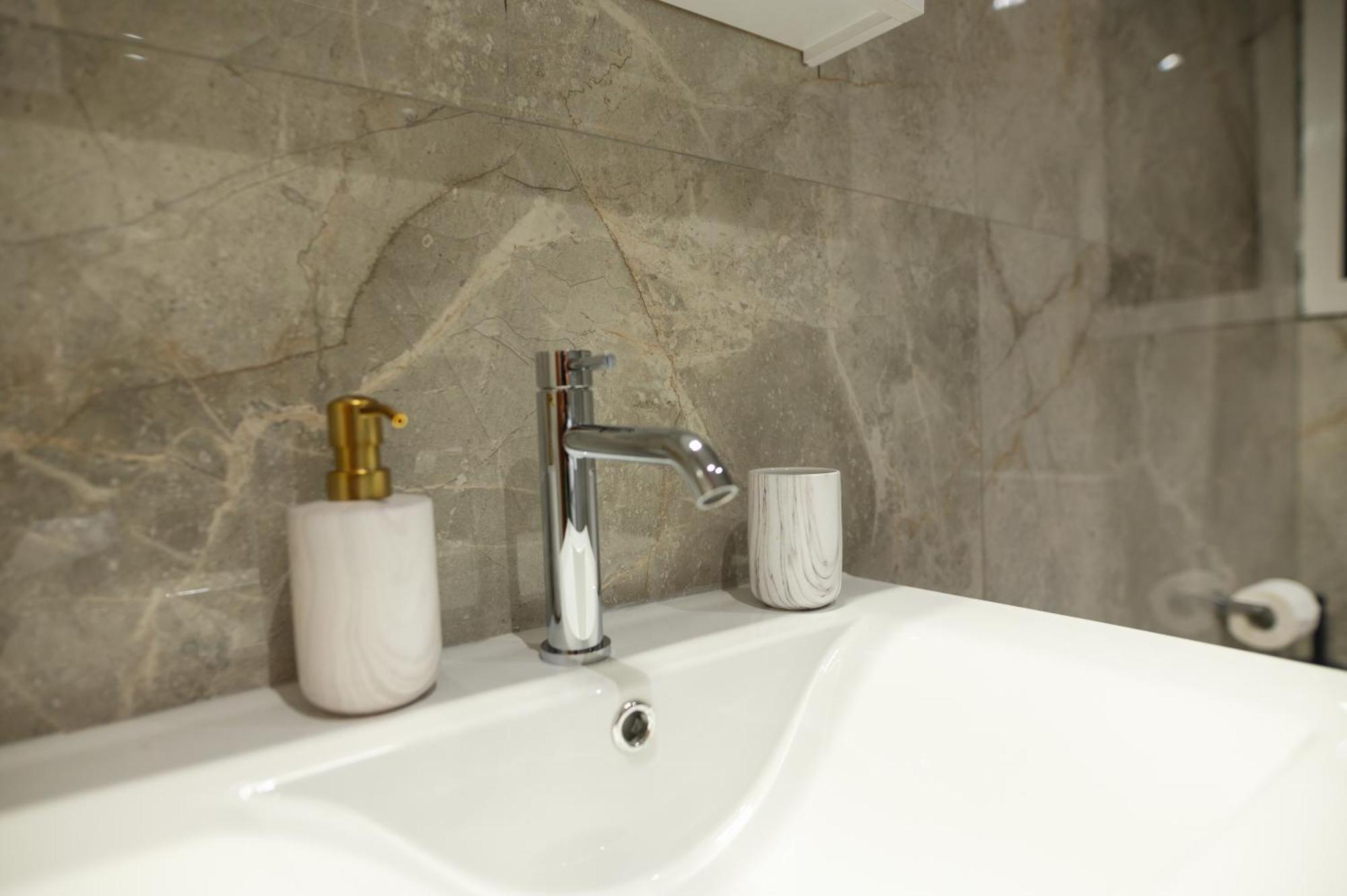 Ancient Forest Suite By Heeaven'S Hall Luxury Suites Dedeağaç Dış mekan fotoğraf
